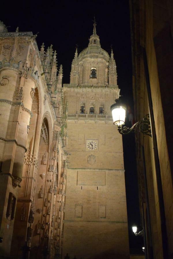 Central Salamanca Apartment Екстериор снимка