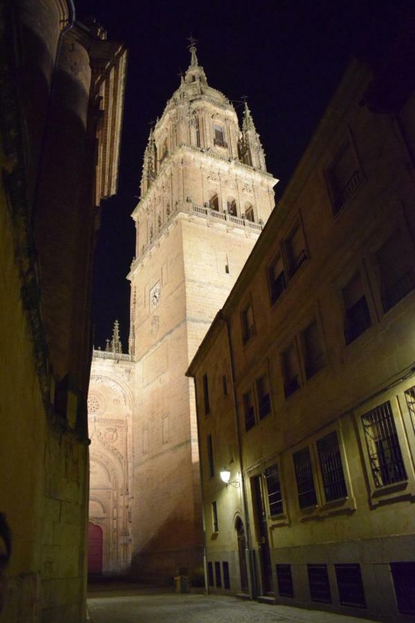 Central Salamanca Apartment Екстериор снимка